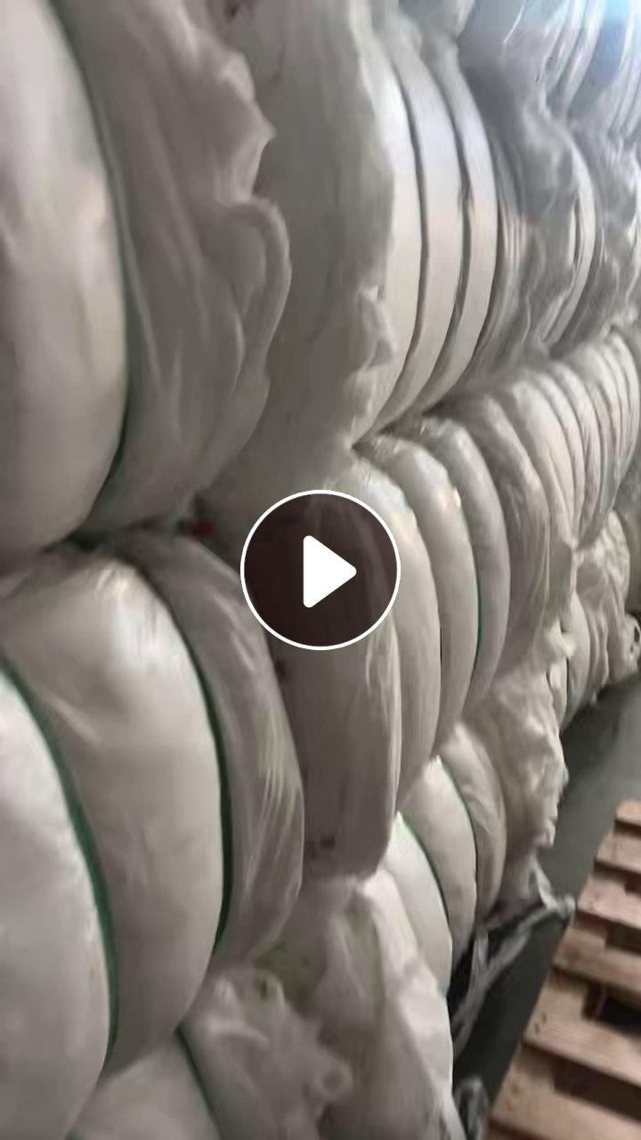 长期出售涤黏无纺布，无纺布边角料，涤纶占比70左右，现货十几吨