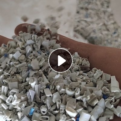 出售软质PVC破碎料，电缆厂下脚料比重1.5以内