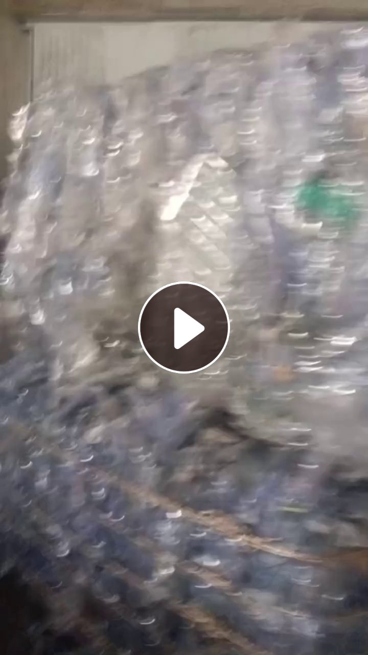 出售PET吸塑片破碎料，可用于纺丝，月供80吨