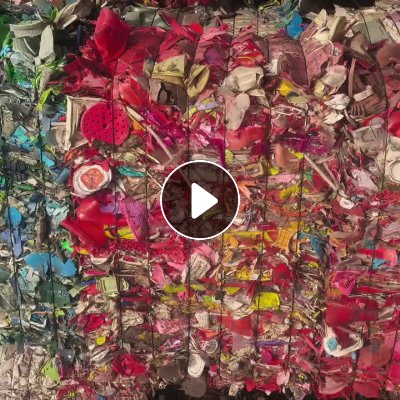 出售红蓝丙压包料，现货够车