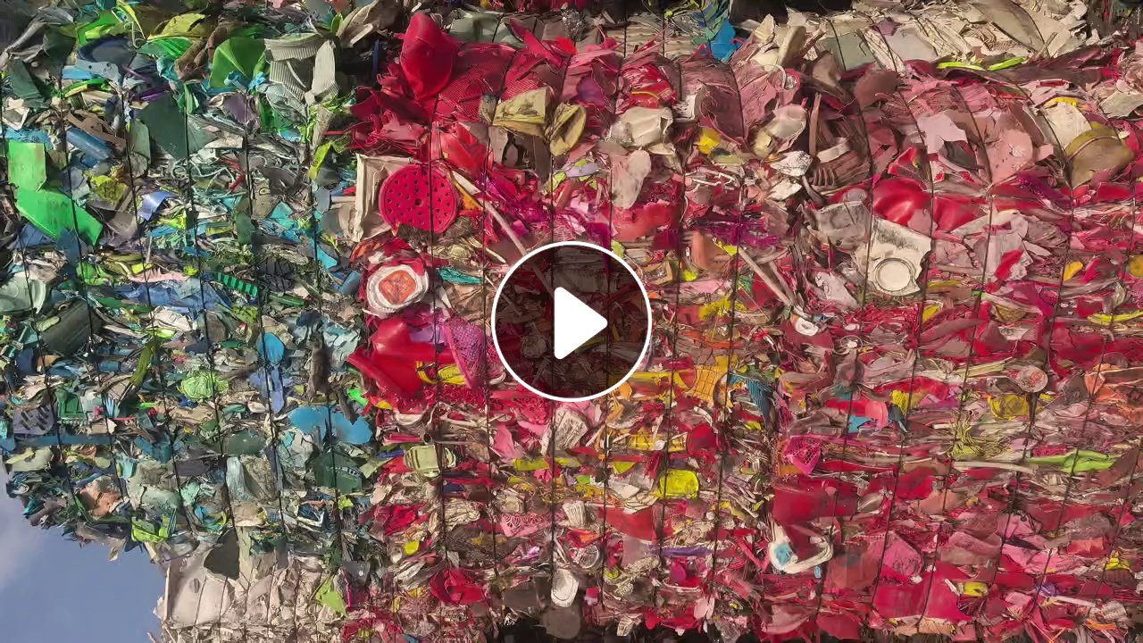 出售红蓝丙压包料，现货够车