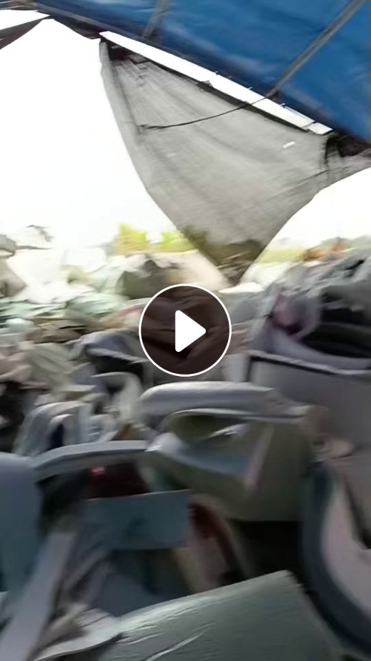 长期出售沙发厂下来的海绵，海绵边角料，现货三十吨左右