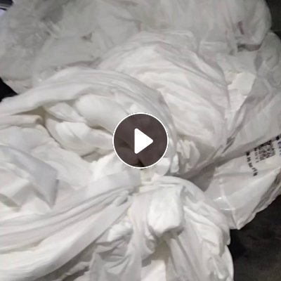 长期出售涤纶水刺无纺布，热风无纺布边角料，月供一百吨