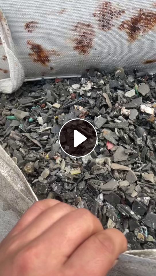 出售汽车内饰沉底料，汽车内饰盐底料，含铜铝不锈钢，过20度盐水，现货一挂车