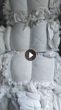 长期出售床垫厂下来的白色丝绵下脚料，绗棉边角料，有覆膜的和不覆膜的，有分开，月供25吨左右