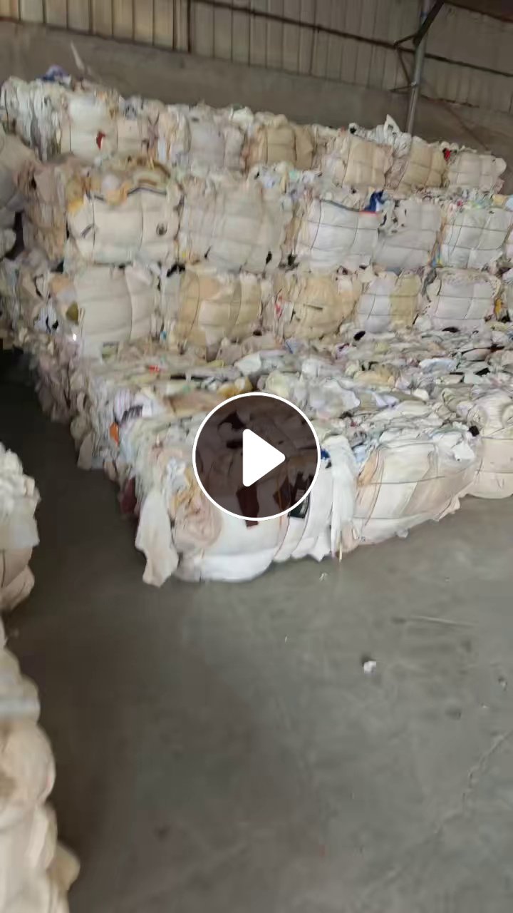 长期出售旧衣服二白，白开花料，白料，现货有10吨，货在河北石家庄