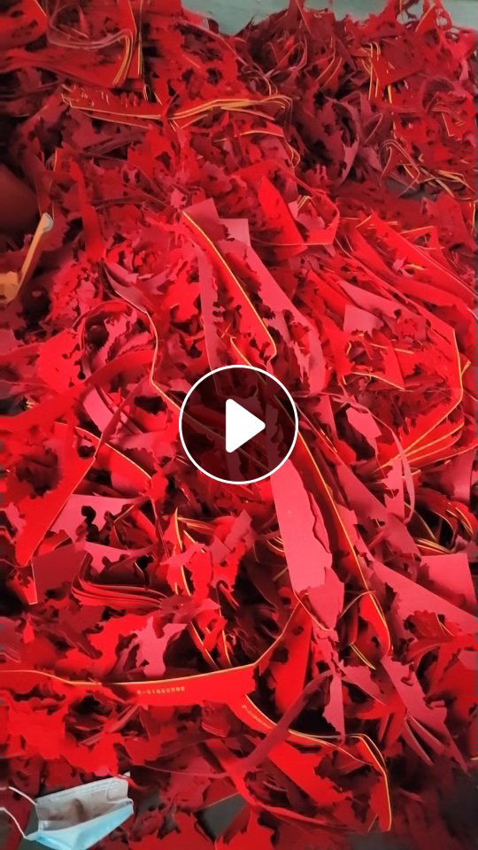 长期出售毛毡植绒布边角料，毛毡布边角料，现货有一挂车，货在重庆