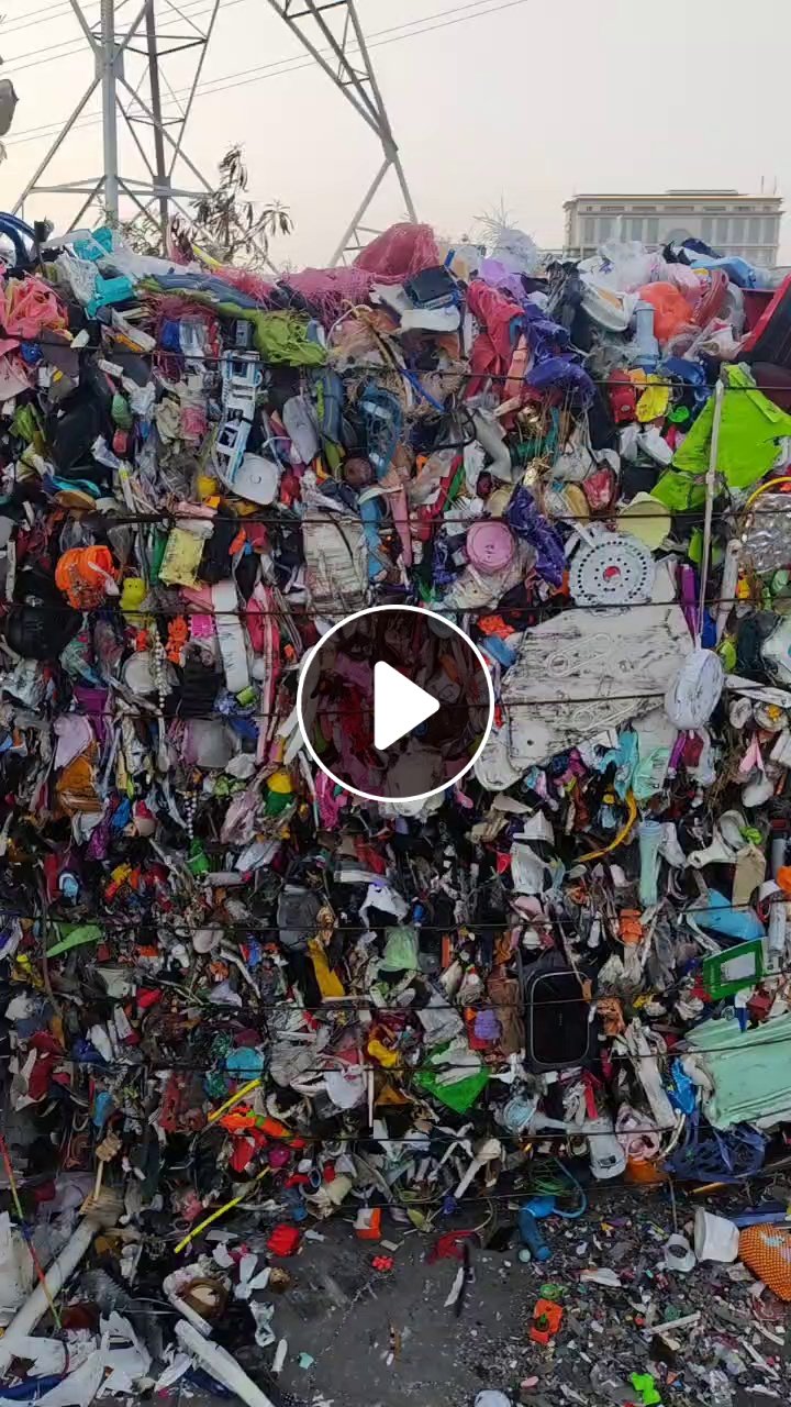 长期出售响料压块，现货十多吨，月供200吨