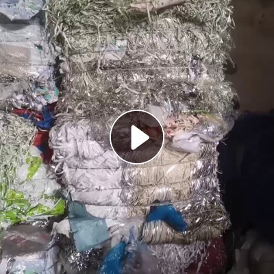 长期出售高压复合膜边料，两复合三复合混打的，现货2挂车，每月200吨左右