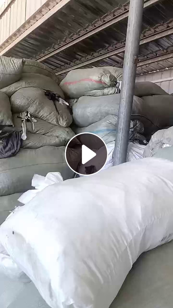 长期出售服装厂下来的废布统货，涤纶废布，氨纶废布都有，现货50吨