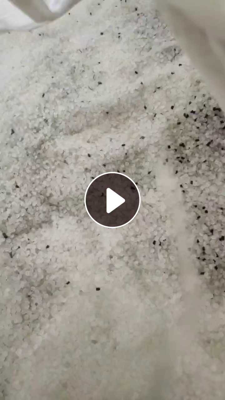 出售高压原料颗粒，现货十五吨，混点黑色可以挑