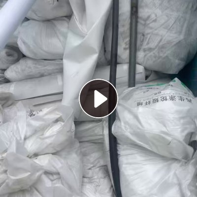 出售鞋材边角料，无纺布边角料，油纸，吨袋带，黑边料等，现货有百来吨，货在福建泉州