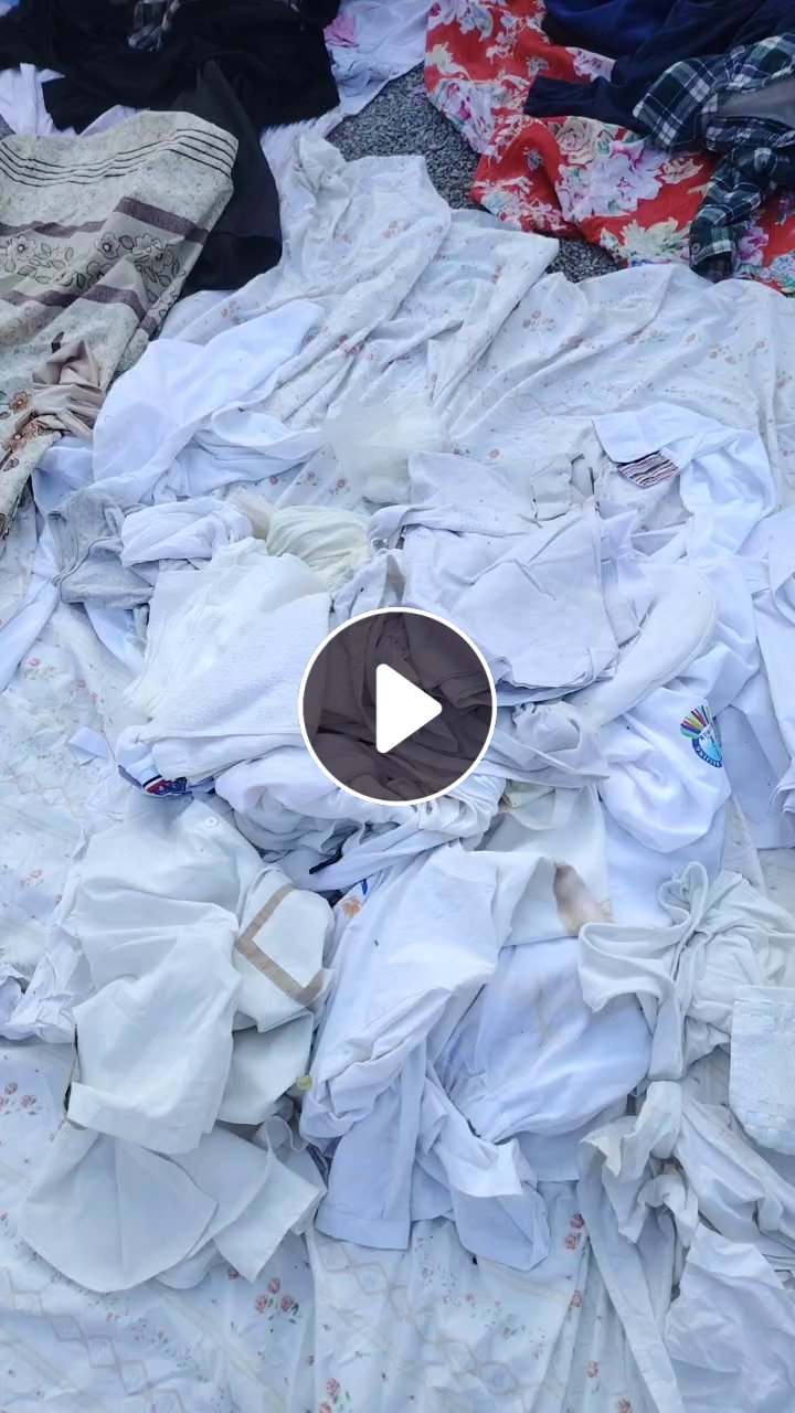 长期大量出售旧衣服大白，白开花料，现货7吨左右，月供3个6米8车，厂在河北保定。