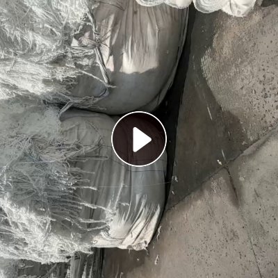 长期出售织布厂下来的涤纶废丝，涤纶水丝，150D,未脱水，现货有17.5一车，货在安徽阜阳