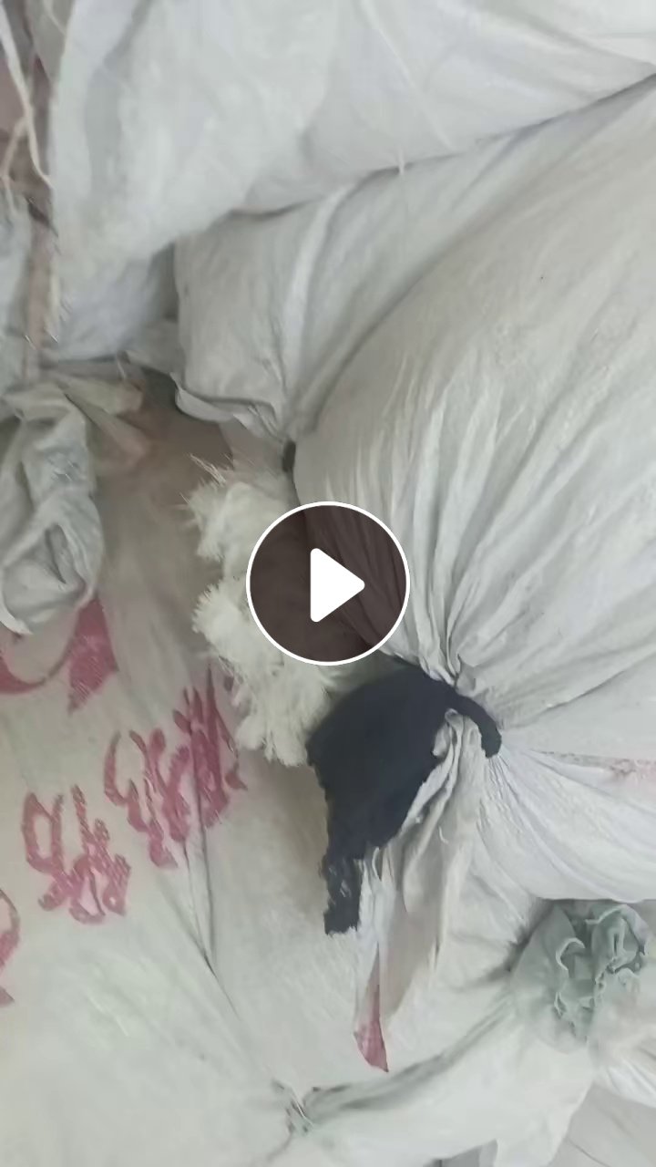 长期出售环锭纺下来的本白涤棉废纱，含棉60-70左右，现货有8吨左右，货在河北石家庄