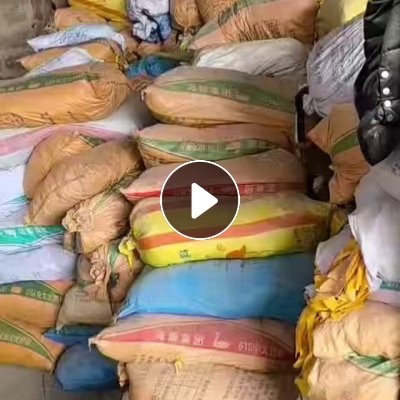 大量出售PVC雨衣下脚料，200吨左右