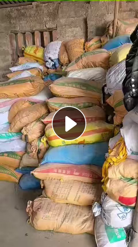 大量出售PVC雨衣下脚料，200吨左右