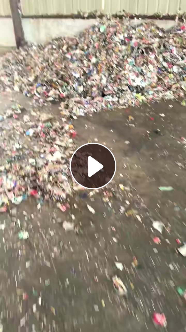 求购pp、pe、PVC商标纸毛料，矿泉水瓶风选下来的也可以用，月需200吨