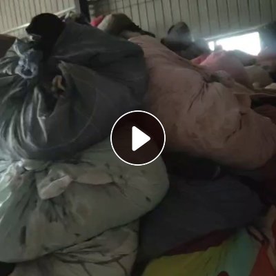 长期出售旧衣服黑料，旧衣服，现货9.6米一车