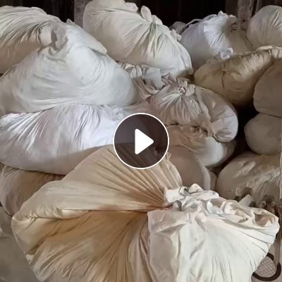 长期出售旧衣服大白，白料，开花料，现有有9.6米一车，货在山东青岛
