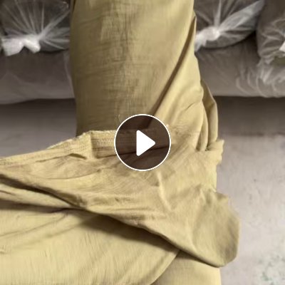 长期出售雪纺纯色库存布，印花库存布，门幅145克重45，统货出，一匹150米左右。