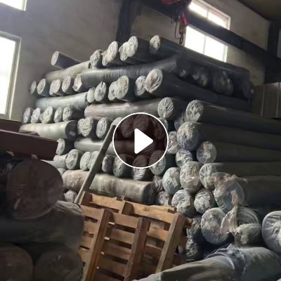 长期出售全棉，涤棉，涤粘，化纤材质牛仔库存布，黑蓝两色，门幅1.5到1.8，克重都不一样。