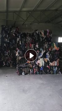 长期大量出售旧衣服黑料，垃圾鞋包，下脚料，燃烧料，月供1000多吨，厂在浙江宁波
