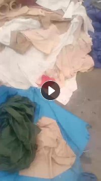 出售PVC皮革边角料，长期月供100吨