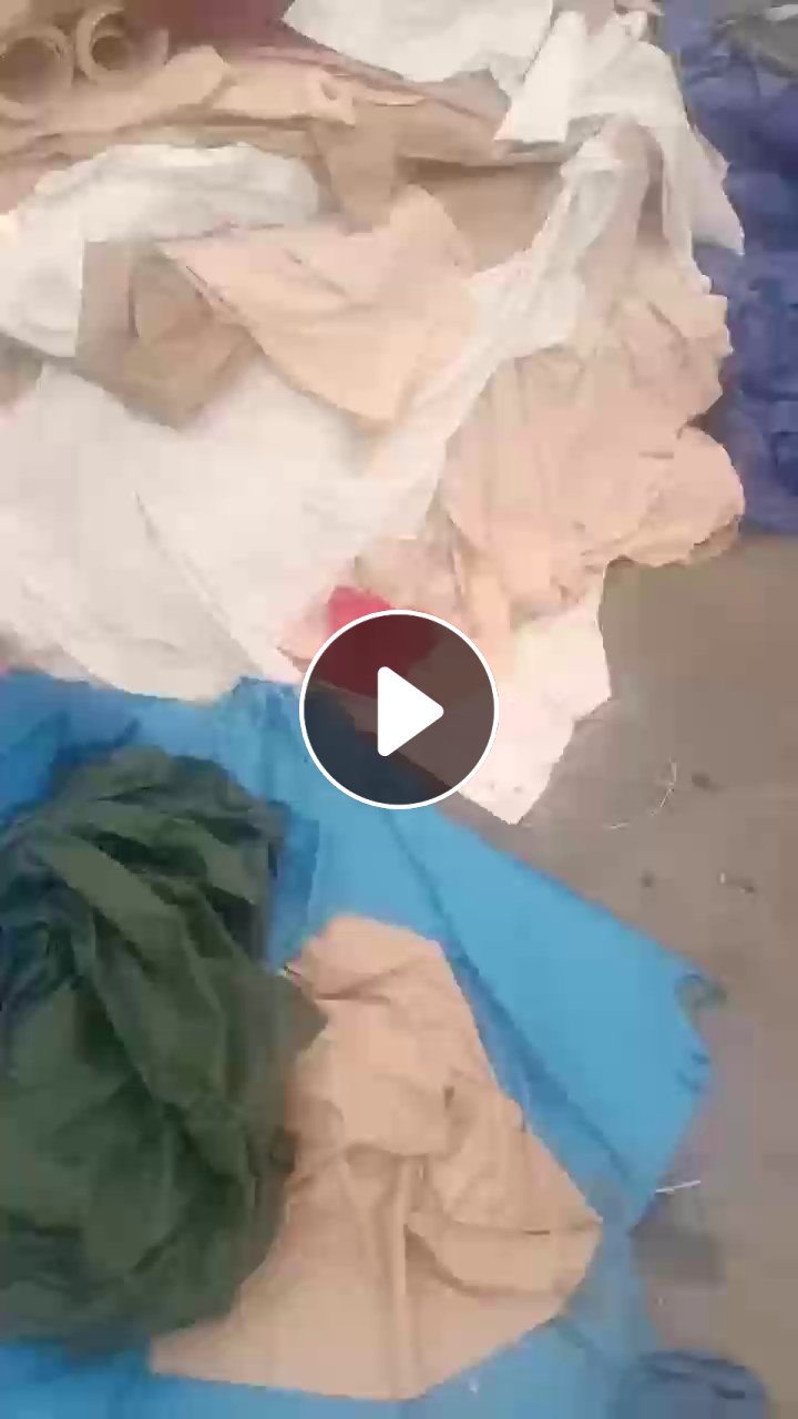 出售PVC皮革边角料，长期月供100吨