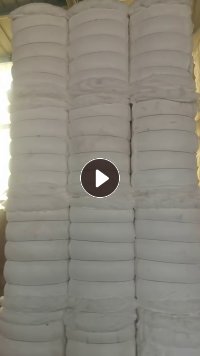 长期出售涤棉无纺布开好的开花棉，涤70棉30，现货十几吨