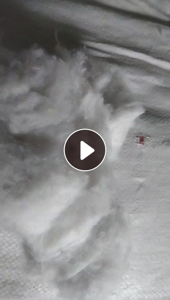 长期出售家纺绗棉下脚料开出来的开花棉，开花棉，货好质量优，月供70吨左右，厂在江苏南通。