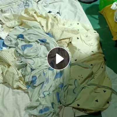 长期出售分拣厂旧衣服分拣货，冬装，夏装，白料，黑料，冬装占比多，月供80吨左右，货在福建龙岩。