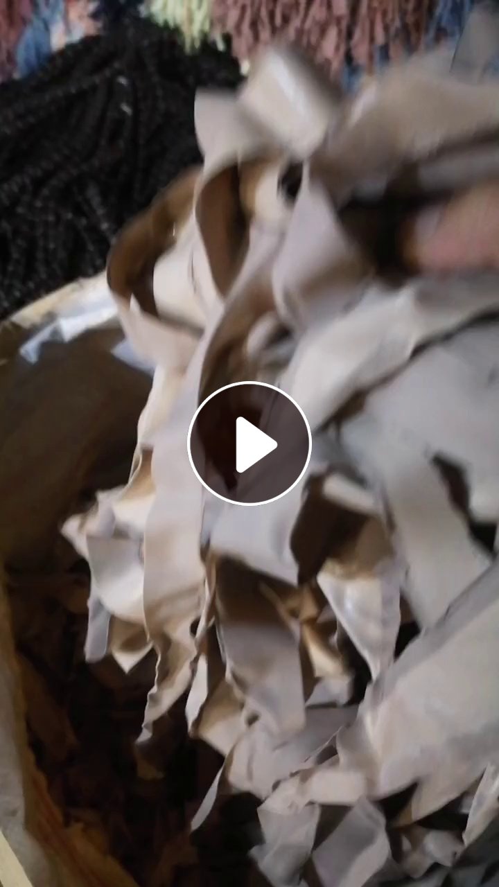 出售pvc革，现货两三吨，都是纯皮革，长期有货