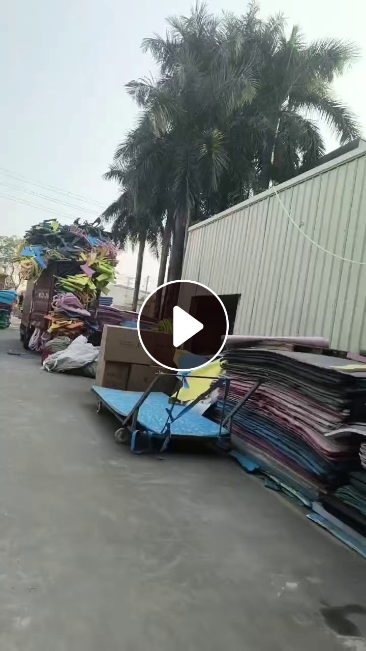 长期出售EVA废料，纯EVA，工厂下角料，每天可以发1-2车