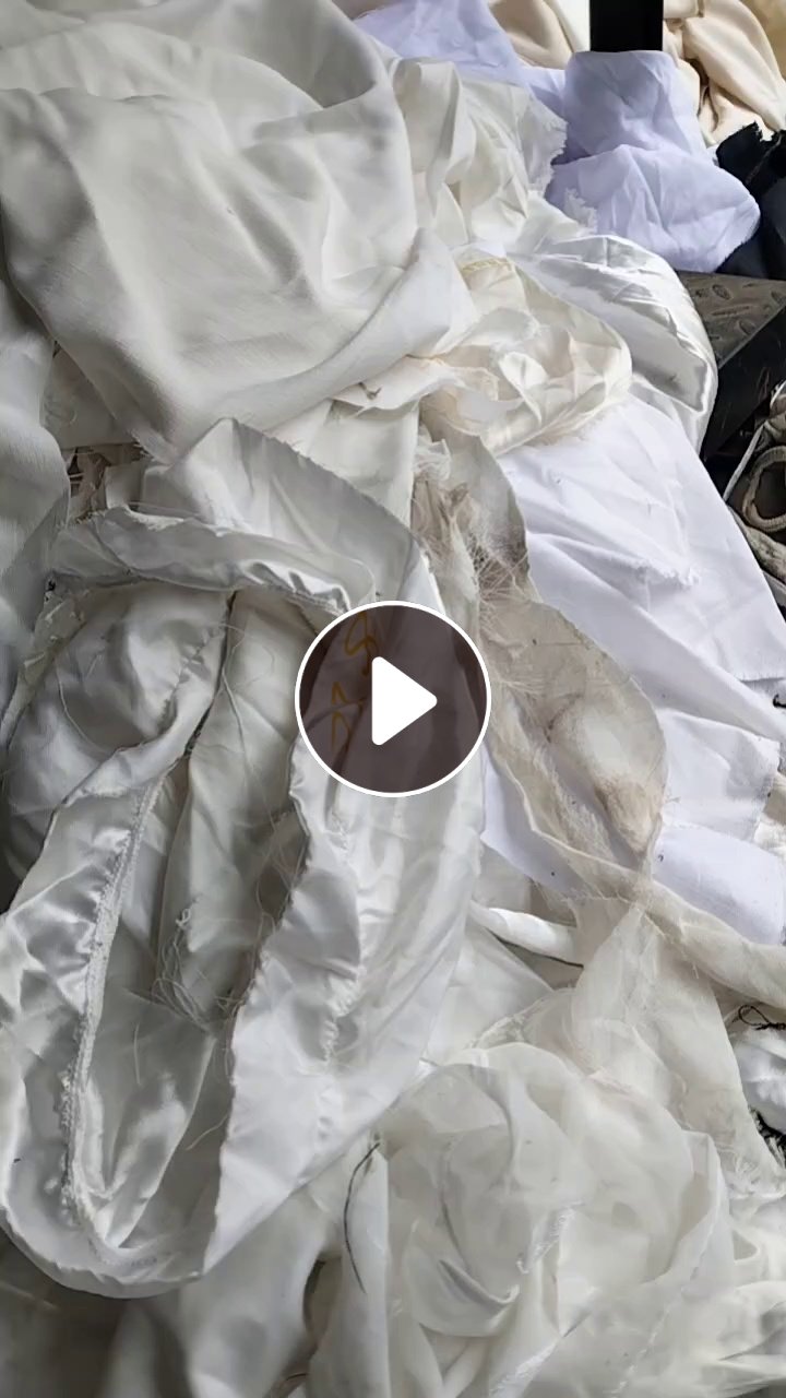 长期大量出售杂白拉丝布，浅色拉丝布，涤纶废布，造粒用