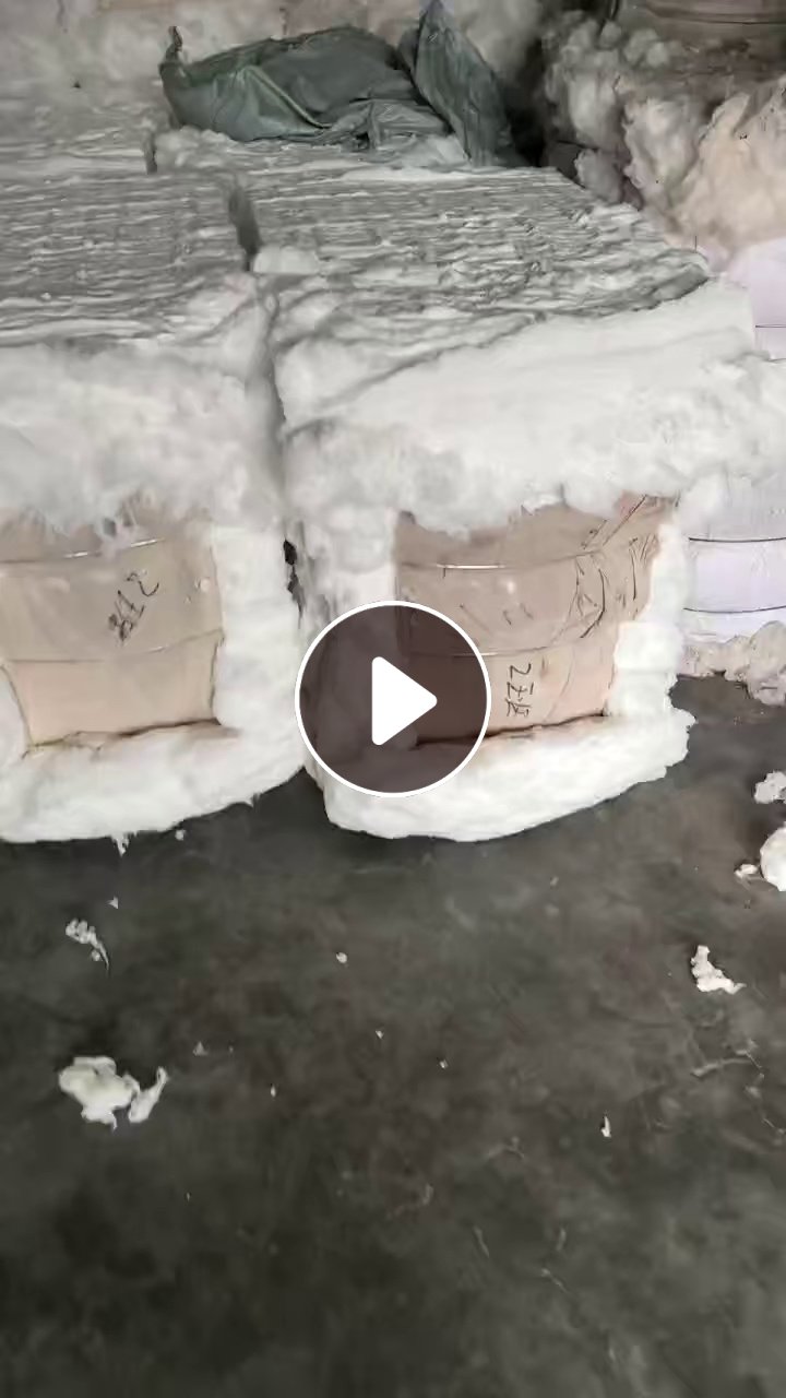 长期出售纺纱厂下脚料开的涤粘棉，涤棉，现货17吨