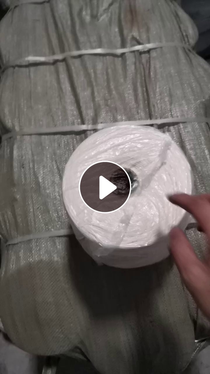 长期出售天裕牌环锭纺纯棉16支棉纱，半精梳，现货23件575公斤