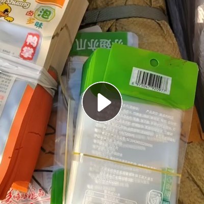 长期出售食品厂下来的塑料包装袋，铝塑膜包装袋，占比5：5