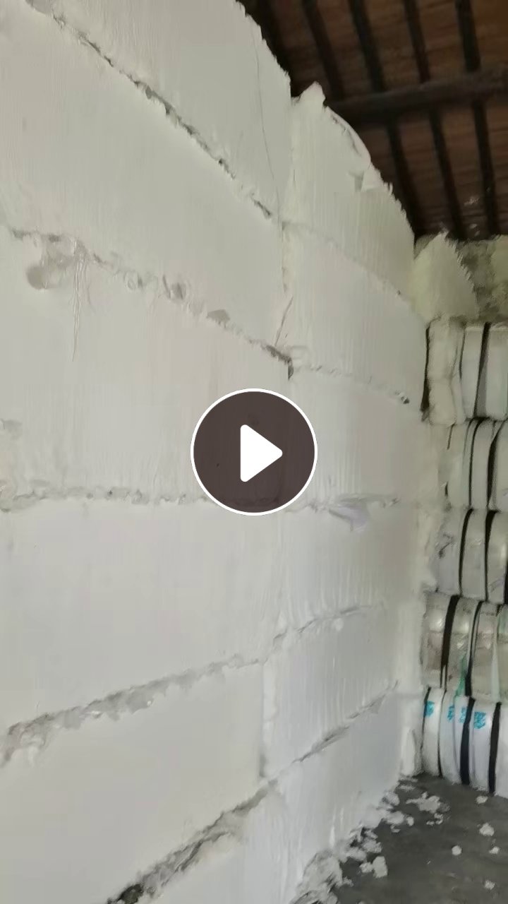 长期出售纺织厂边角料开的本色化纤棉，开花棉，开松棉，可做土工布，针刺，棉被等，月供60吨