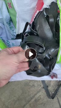 长期出售黑色地毯边角料，现货有50吨左右，货在山东济南