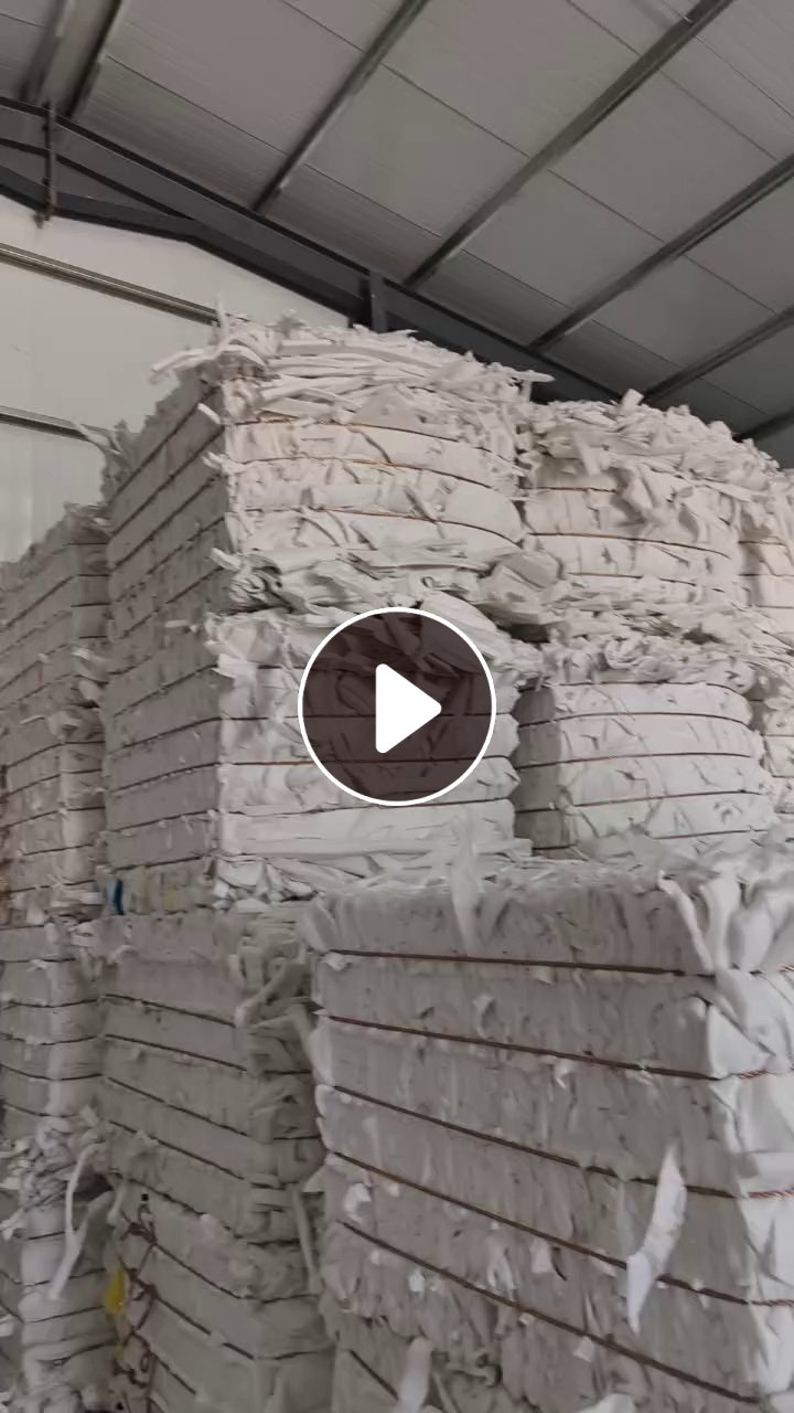 厂家长期出售汽车内饰直立棉，45%的4080和55%的涤纶，都是白色，压好包的，每个月200吨