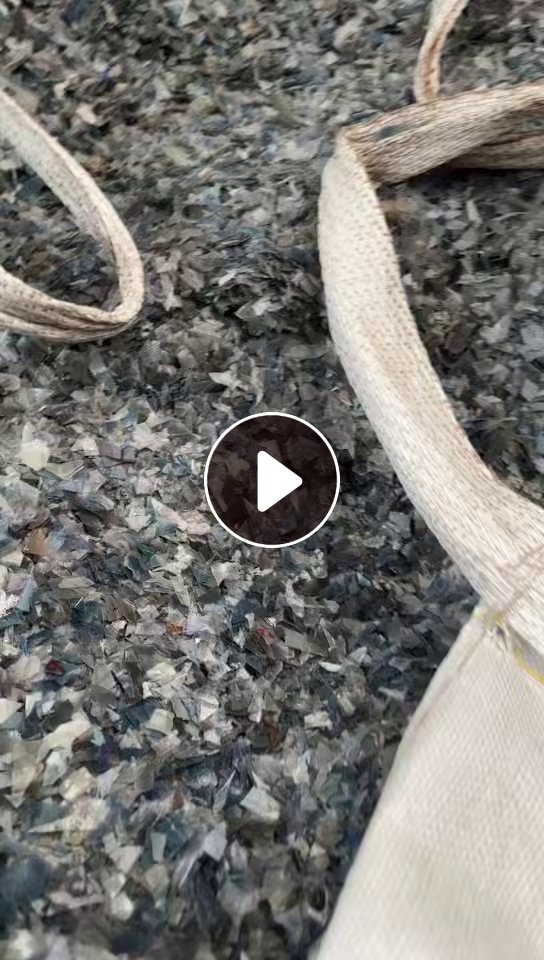 求购中性PVC破碎料，铝材膜破碎料，以及PVC地毯丝破碎料，月需300吨