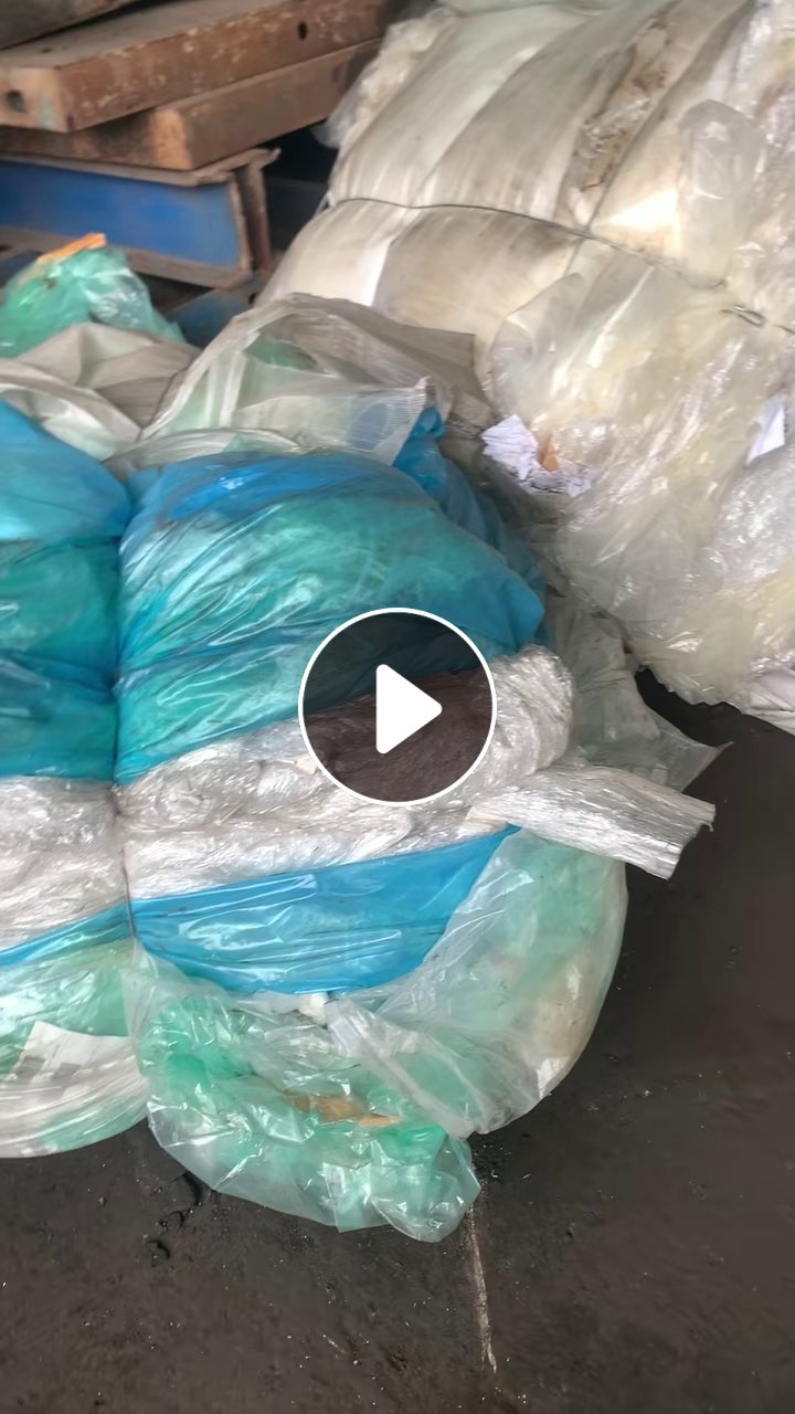 出售一汽大众公司下来的干造高压膜废料，现货四十多吨