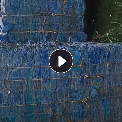 出售蓝色空心板废料，现货两挂车