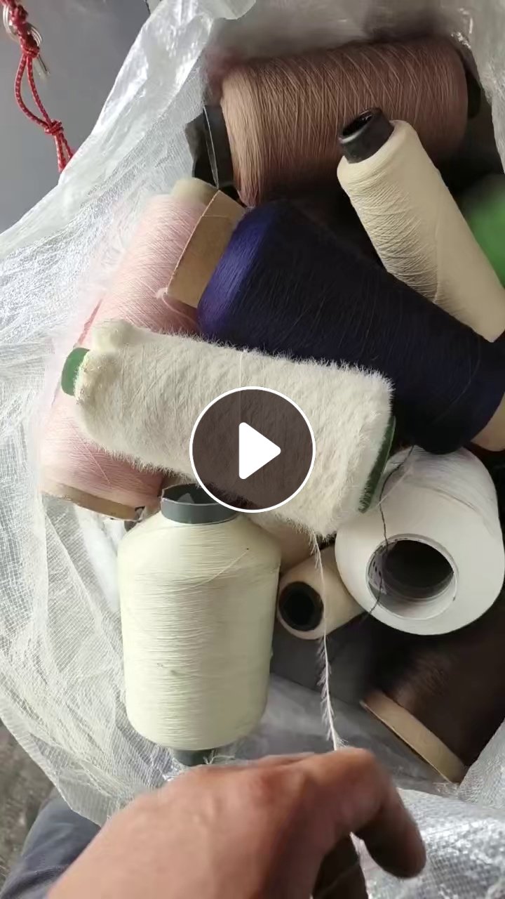 长期出售尼龙管子割下来的杂色纯尼龙丝和仿叼尼龙料，无杂质，可造粒