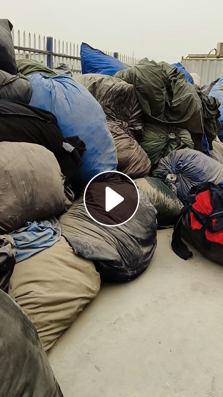 长期出售纯棉废布，纯棉梭织布，有大块的也有小块的，现货五六十吨