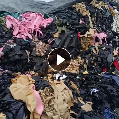 长期出售杂色PVC600D箱包革，PVC下脚料，月供几百吨