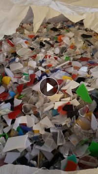 出售亚克力破碎料，现货200吨