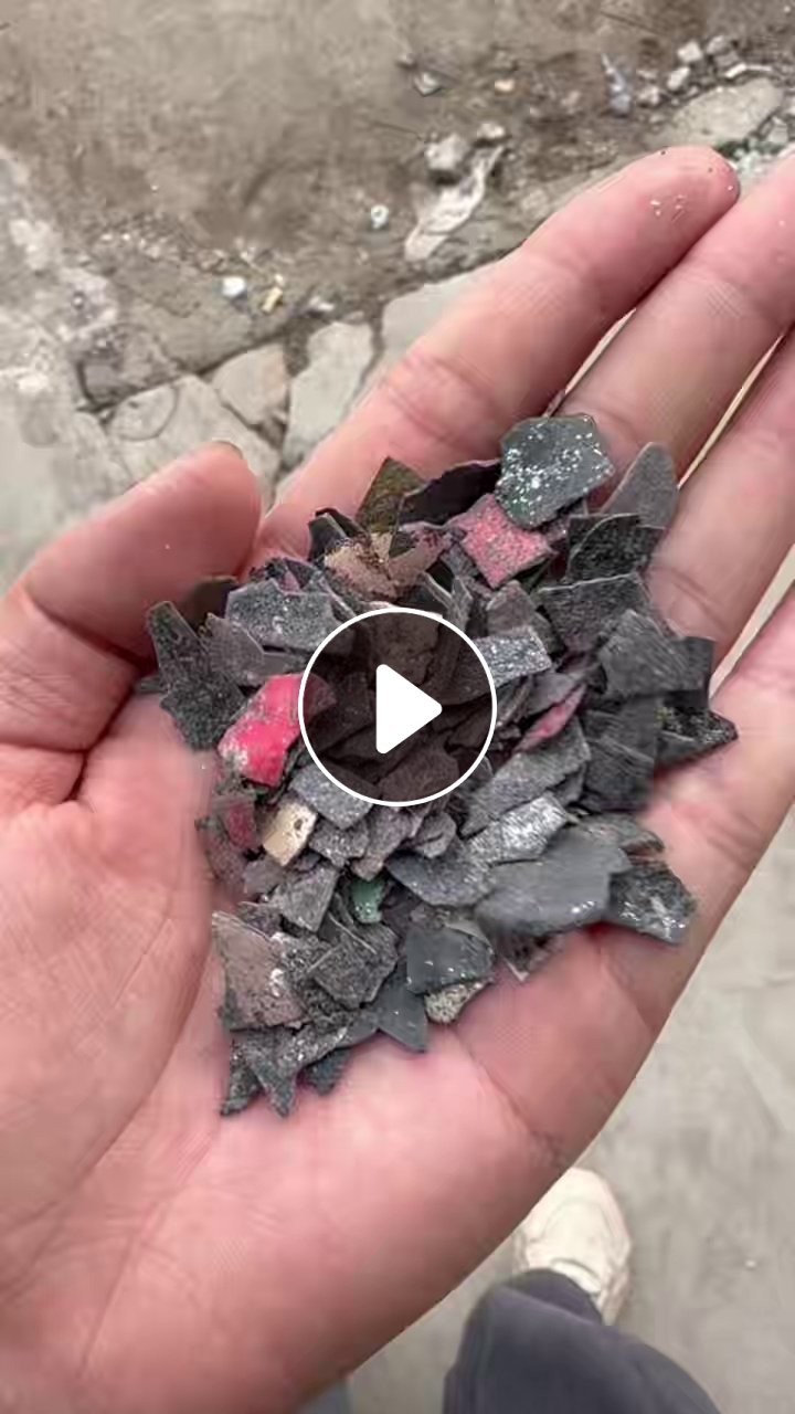 出售PS破碎料，是做圣诞球下来的，现货20吨