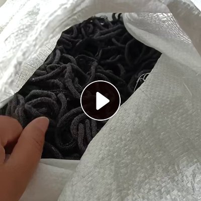 长期出售杂色化纤袜子下脚料，袜圈，货在河南开封。